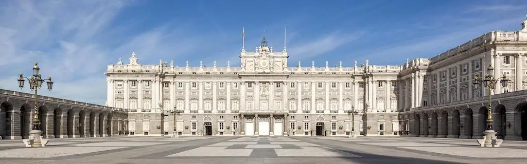 5 excursiones imprescindibles en Madrid - Palacio Real