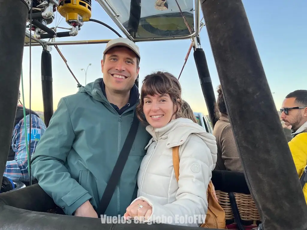 Paseo en globo con mi novio 01