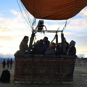 ¿Cómo se pilota un globo?